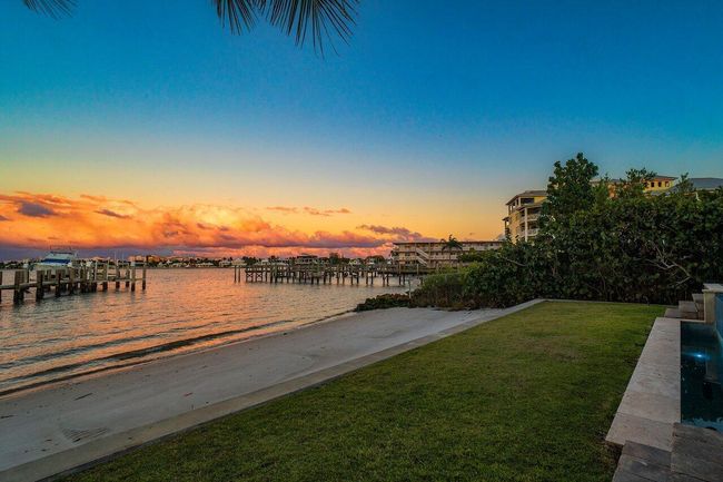 200 N Lake Dr, House other with 5 bedrooms, 5 bathrooms and null parking in Lantana FL | Image 35