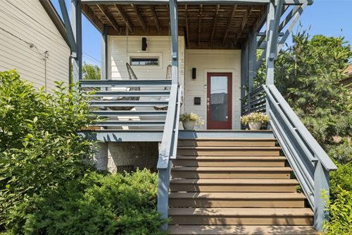 1805 6th Ave N, Nashville, TN, 37208-1601 | Card Image