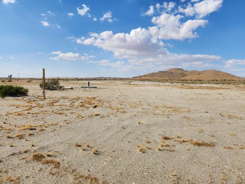 174 El Mirage Rd, Adelanto, CA, 92301 | Card Image