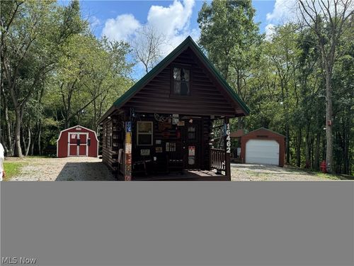 16462 Dunn Road, East Liverpool, OH, 43920 | Card Image