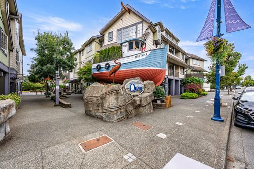 204-1705 Comox Ave, Comox, BC, V9M3M1 | Card Image