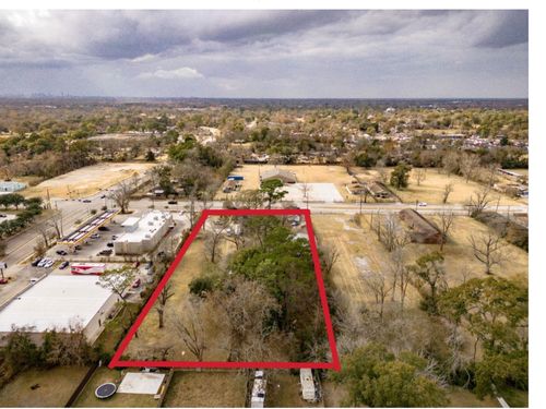 7902 Lockwood Dr, Houston, TX, 77016-6428 | Card Image