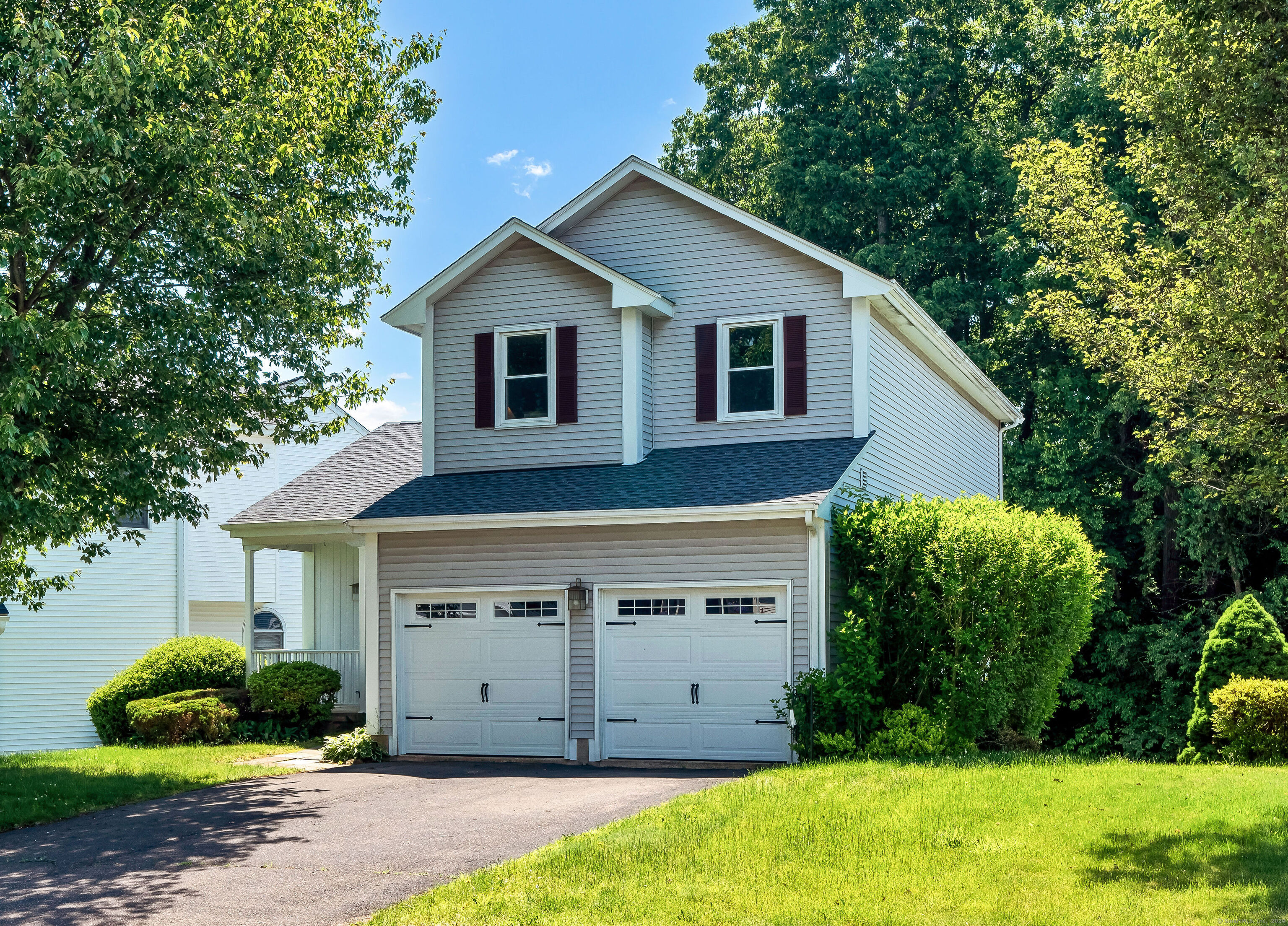 20 Pepper Bush Lane, Sold in Newington Zoocasa