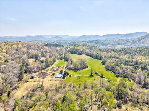 365 Waters Rd, Mc Caysville, GA, 30555-2069 | Card Image