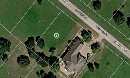 7229 Carnoustie Dr, Cleburne, TX, 76033-8912 | Card Image