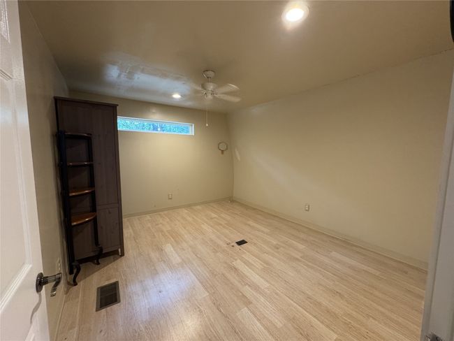 4228 Rock Hill Rd, House other with 3 bedrooms, 1 bathrooms and null parking in Aubrey TX | Image 9