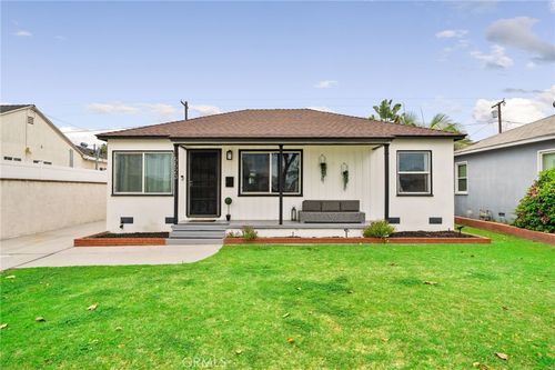 5523 Lakewood Blvd, Lakewood, CA, 90712-1723 | Card Image