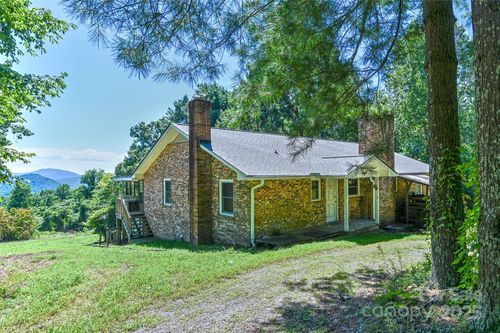 371 Heatherly Heights Rd, Saluda, NC, 28773-9756 | Card Image