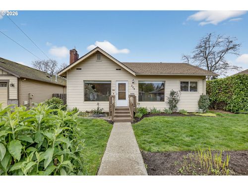 329 Se Linden Ct, Gresham, OR, 97080 | Card Image