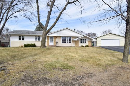 2249 113th Ave Nw, Coon Rapids, MN, 55433-3616 | Card Image