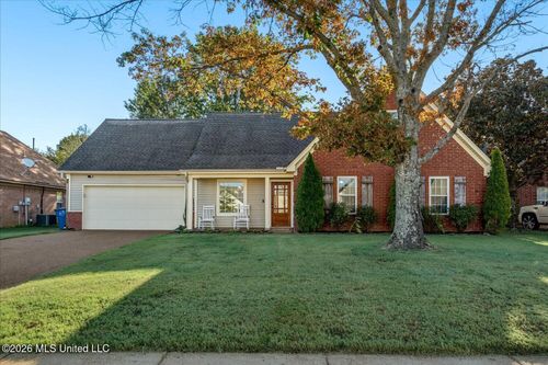 9062 Hickory Drive, Olive Branch, MS, 38654 | Card Image