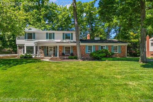 5748 Cherry Crest Dr, West Bloomfield, MI, 48322-1714 | Card Image