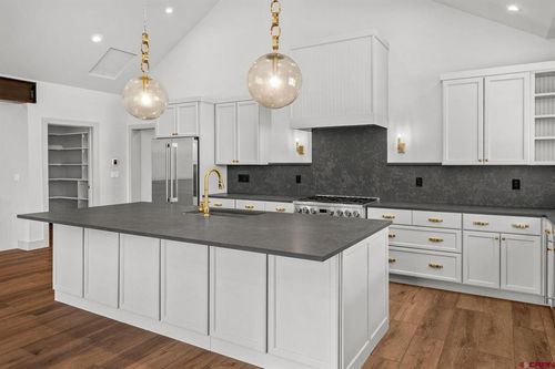 120-180 Elk Valley Rd, Crested Butte, CO, 81224-5786 | Card Image