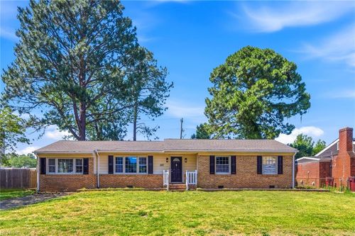 357 Dexter St E Street, Chesapeake, VA, 23324 | Card Image