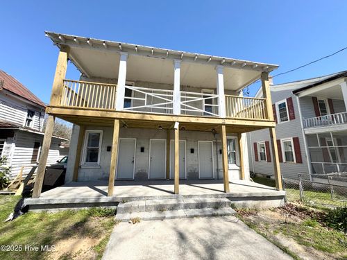d-211 E Gale St, Edenton, NC, 27932-2080 | Card Image
