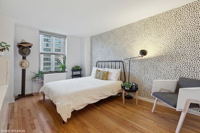 APT-702 - 525 W Hawthorne Pl, Home with 2 bedrooms, 1 bathrooms and null parking in CHICAGO IL | Image 10