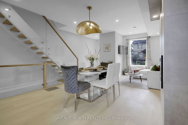 48 Brighton Ave, House attached with 5 bedrooms, 4 bathrooms and 2 parking in Ottawa ON | Image 12