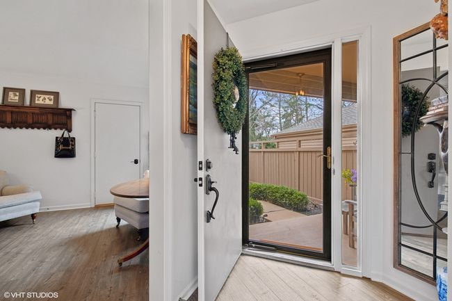 1025 - 982 Longmeadow Ct, Townhouse with 3 bedrooms, 4 bathrooms and 2 parking in Lake Barrington IL | Image 10