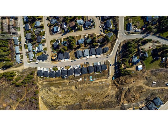 2736 Cedar Ridge St, House other with 6 bedrooms, 3 bathrooms and 4 parking in Lumby BC | Image 16