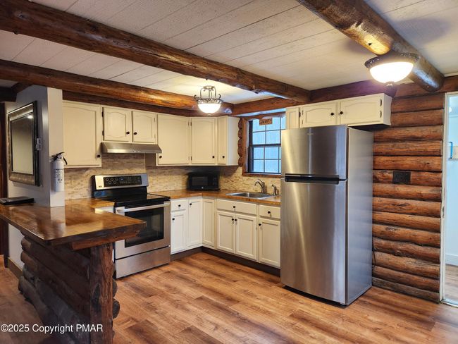 Kitchen | Image 17