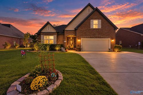 6731 Mceachern Ln Se, Owens Cross Roads, AL, 35763-8001 | Card Image