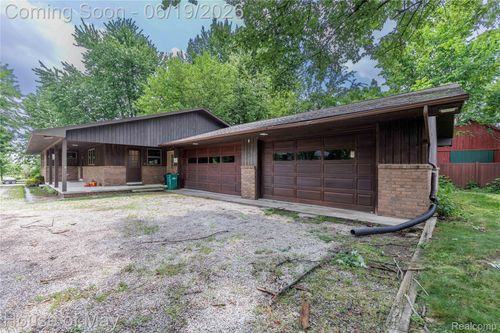 12080 Belleville Rd, Van Buren Township, MI, 48111-3164 | Card Image