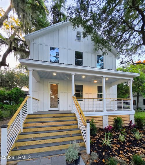 1104 11th St, Port Royal, SC, 29935-2304 | Card Image