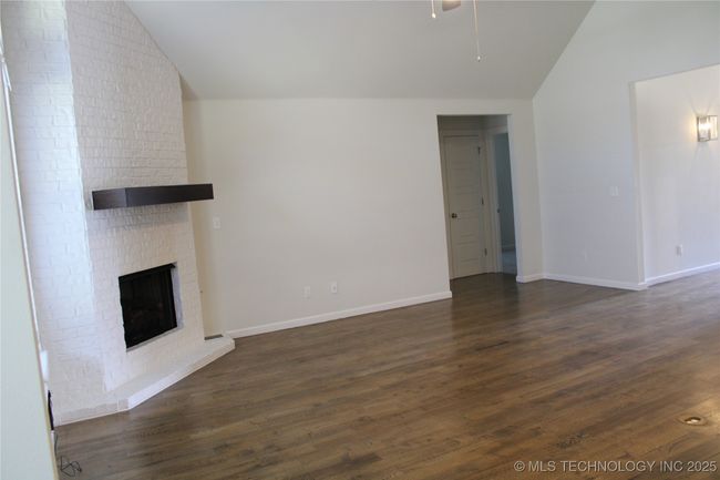 7906 Chestnut Ave, House other with 3 bedrooms, 2 bathrooms and null parking in Broken Arrow OK | Image 5