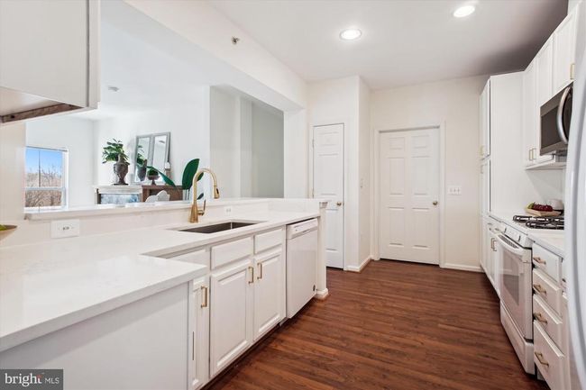 UNIT-421 - 2911 Deer Hollow Way, Condo with 3 bedrooms, 3 bathrooms and null parking in FAIRFAX VA | Image 16