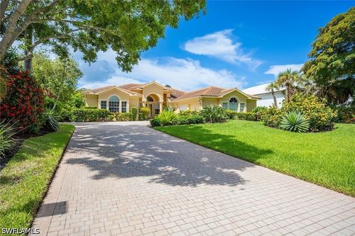 25820 Creekbend Dr, BONITA SPRINGS, FL, 34135-9519 | Card Image