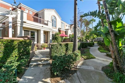 81 Santa Barbara Ct, Foothill Ranch, CA, 92610-2402 | Card Image