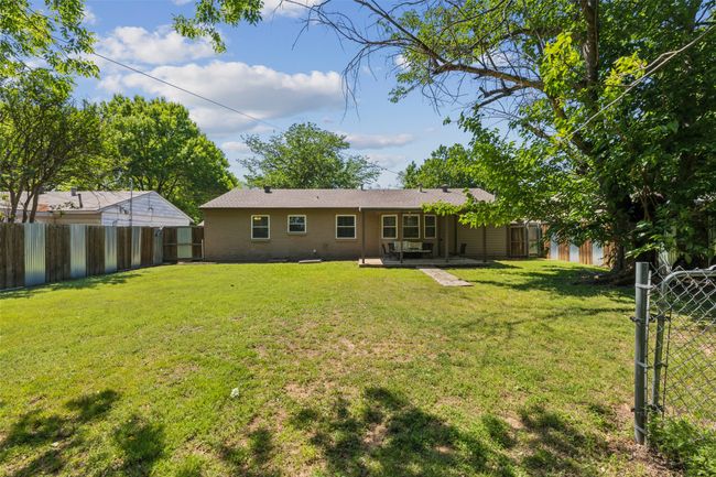 1202 Johns Dr, House other with 3 bedrooms, 2 bathrooms and null parking in Euless TX | Image 24