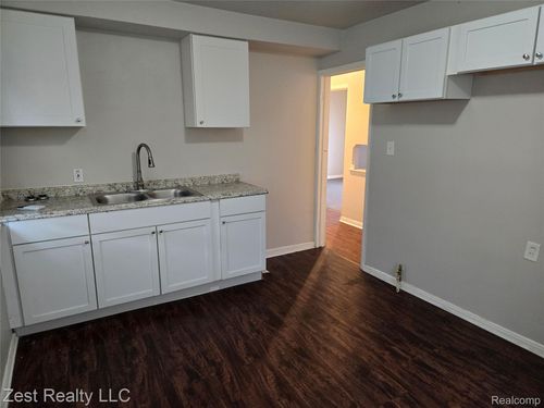 19928 Santa Barbara Drive, Detroit, MI, 48221 | Card Image
