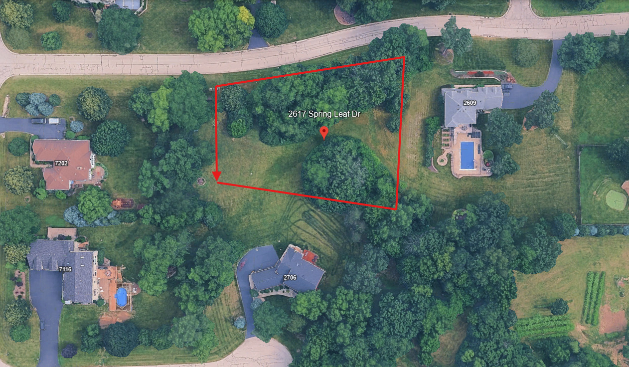 Land in Spring Grove