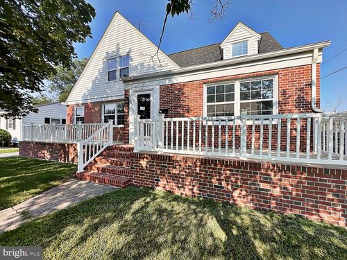 1045 S Bradford St, DOVER, DE, 19904-4141 | Card Image