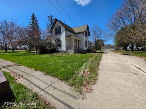 184 S Main St, Elkton, MI, 48731-5145 | Card Image