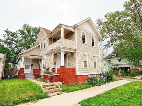 318 Courtland Ave, Toledo, OH, 43609-2812 | Card Image