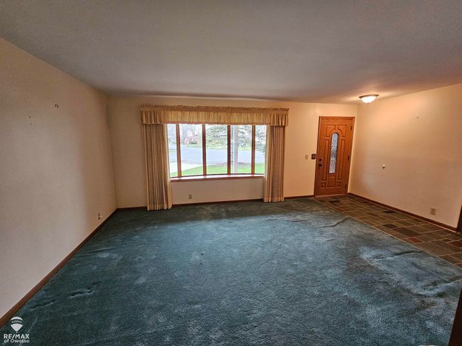 From Dining room to Living Room | Image 9