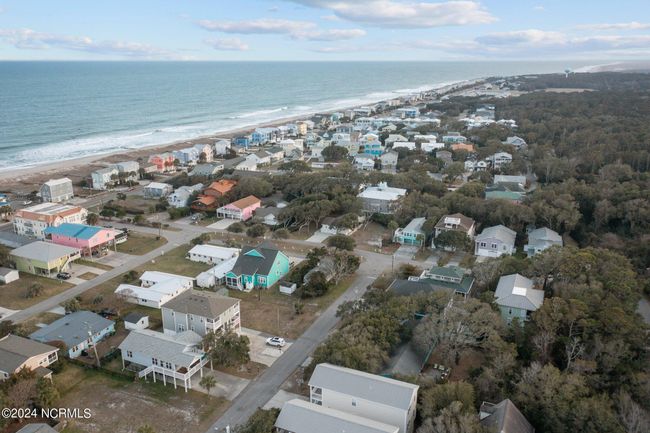 630 Fourth Ave S, House other with 4 bedrooms, 2 bathrooms and 1 parking in Kure Beach NC | Image 32
