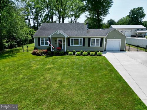 566 S Forklanding Rd, MAPLE SHADE, NJ, 08052-2924 | Card Image