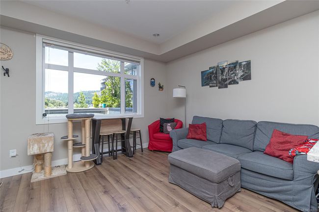 203 - 2655 Sooke Rd, Condo with 1 bedrooms, 1 bathrooms and 1 parking in Langford BC | Image 4
