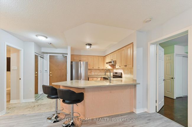 204 - 245 Pine Grove Rd, Condo with 2 bedrooms, 2 bathrooms and 1 parking in Vaughan ON | Image 8