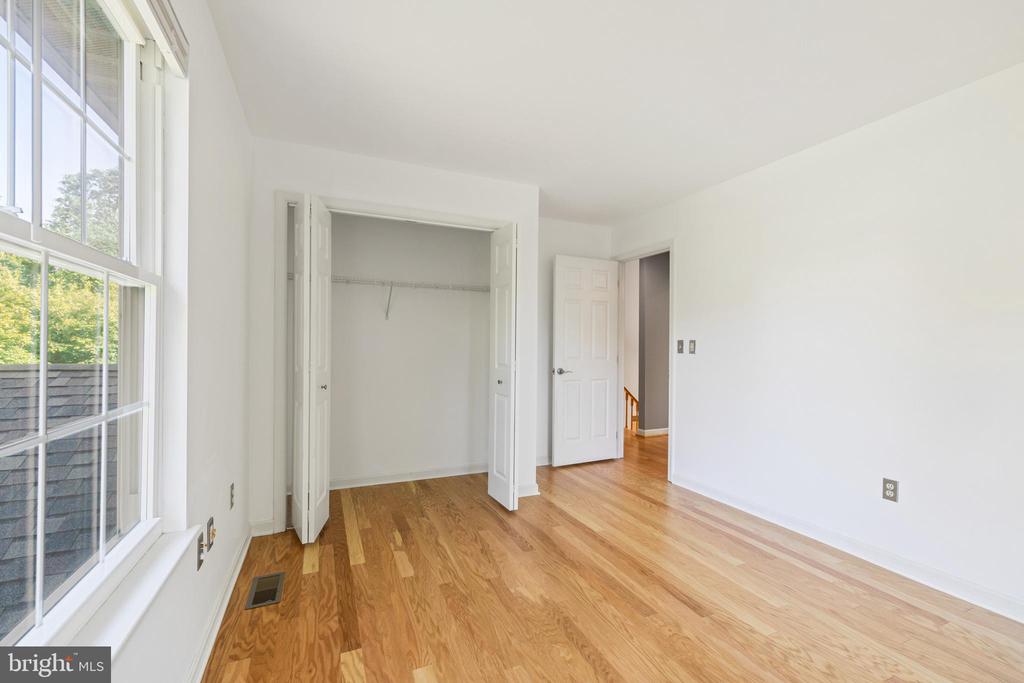 Residential in ANNAPOLIS 5