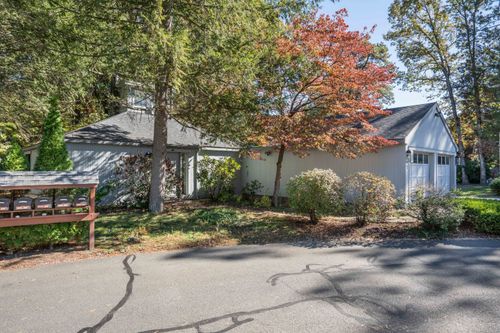 1-1 Morningside Ct, Avon, CT, 06001-3314 | Card Image