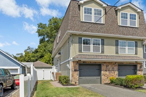 98 Winans Ave, Cranford, NJ, 07016-3145 | Card Image