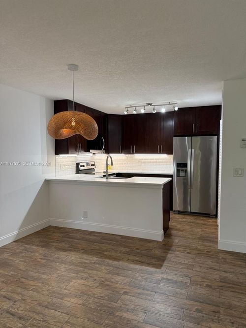 apt-d1-4995 Sable Pine Cir, West Palm Beach, FL, 33417-3117 | Card Image