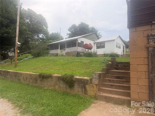 1920 Thickety Rd, Clyde, NC, 28721-6817 | Card Image