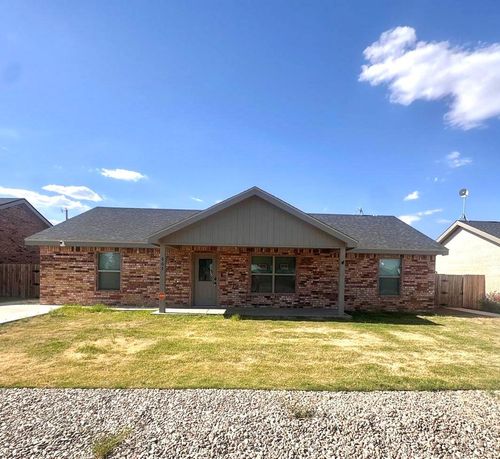 802 Nw Avenue K, Seminole, TX, 79360-2009 | Card Image