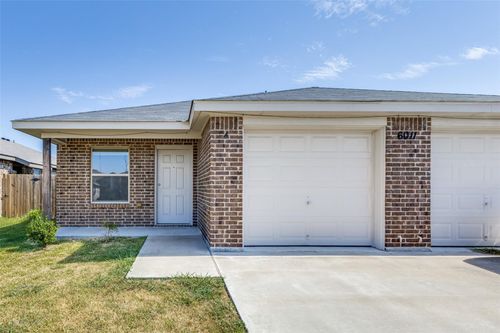 b-6011 Amelia Earhart Blvd, Killeen, TX, 76543-7405 | Card Image