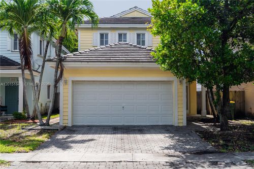 379 Ne 34th Ave, Homestead, FL, 33033-7139 | Card Image